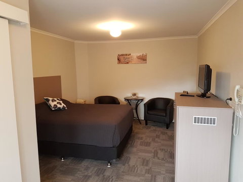 Mandurah Foreshore Motel - Sunshine Coast Tourism 8