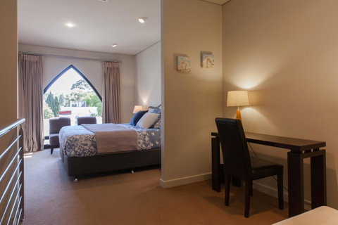 Cloisters - Sunshine Coast Tourism 12