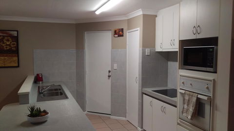 The Quiet Family Getaway In Bassendean - Holiday Sunshine Coast 8
