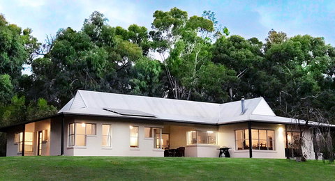 For The Birds Yallingup - Sunshine Coast Tourism 1