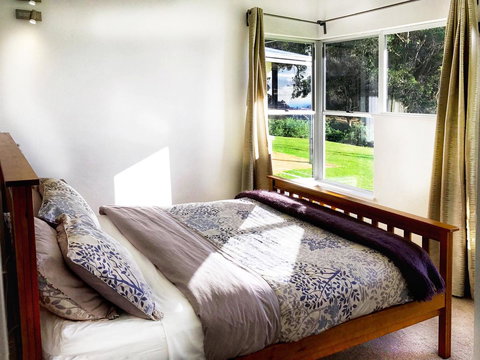 For The Birds Yallingup - Sunshine Coast Tourism 18