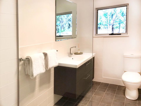 For The Birds Yallingup - Sunshine Coast Tourism 10