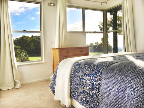 For The Birds Yallingup - Sunshine Coast Tourism 16