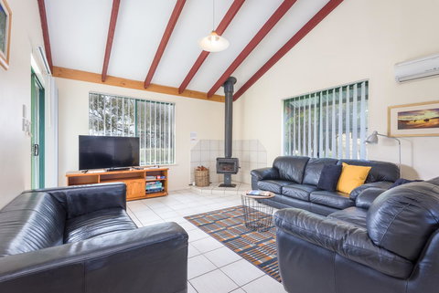 Surfside Ocean Beach Denmark Holiday Accommodation - Holiday Sunshine Coast 41