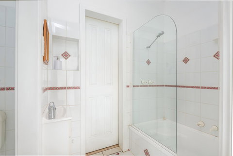 Surfside Ocean Beach Denmark Holiday Accommodation - Holiday Sunshine Coast 20