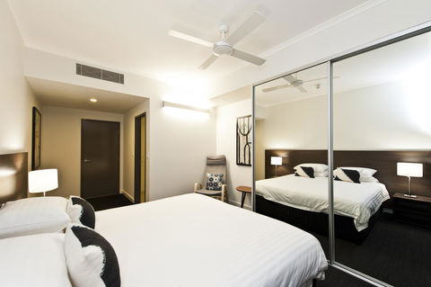St Catherine\'s On Park - Holiday Sunshine Coast 12