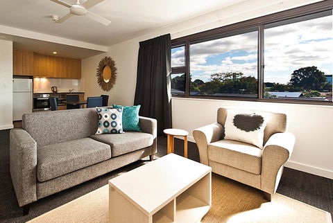 St Catherine\'s On Park - Holiday Sunshine Coast 10