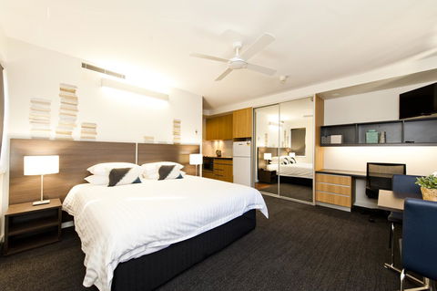 St Catherine\'s On Park - Holiday Sunshine Coast 19