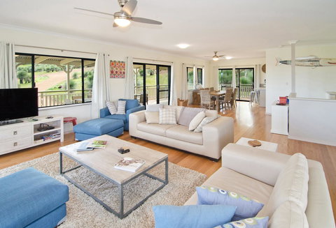 Tranquility - Sunshine Coast Tourism 7