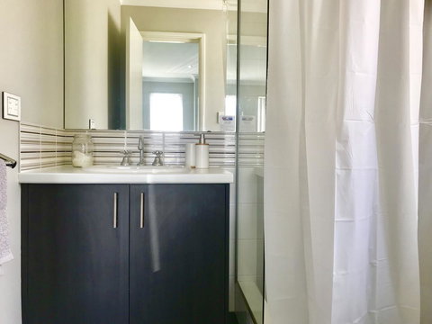 The Beach House - Holiday Sunshine Coast 19