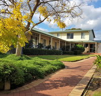 Park Avenue Holiday Units - Sunshine Coast Tourism