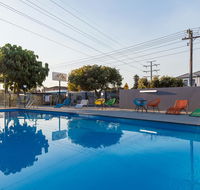 Batavia Apartments - Holiday Sunshine Coast