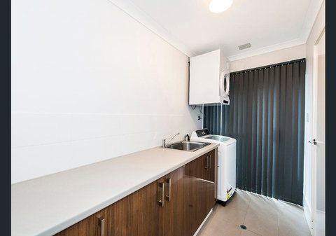 Vacation Home - Holiday Sunshine Coast 11