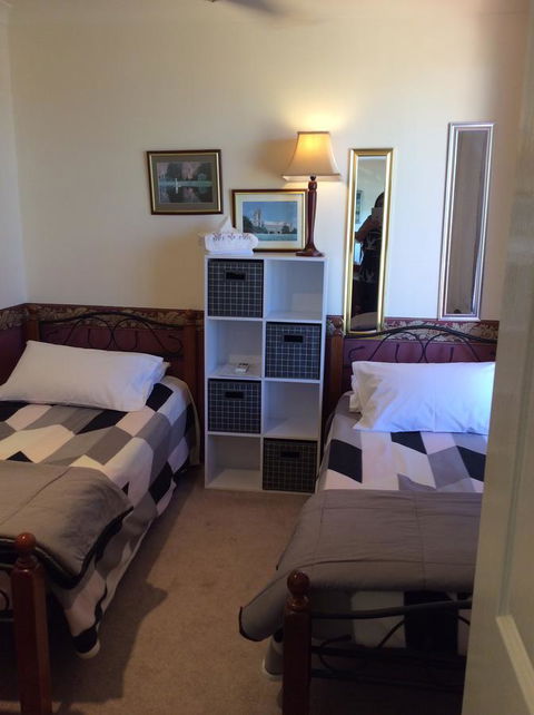 Crossland House - Sunshine Coast Tourism 11