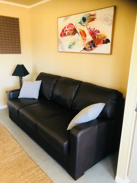 Kendenup Cottages And Lodge - Holiday Sunshine Coast 8