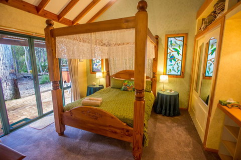 Yelverton Brook Conservation Sanctuary - Sunshine Coast Tourism 16