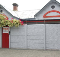 Haus Accommodation - Sunshine Coast Tourism