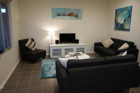 Exmouth 4 Escape - Holiday Sunshine Coast 9