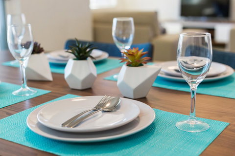 Como South Perth Villa - Sunshine Coast Tourism 12