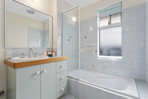 Como South Perth Villa - Sunshine Coast Tourism 23