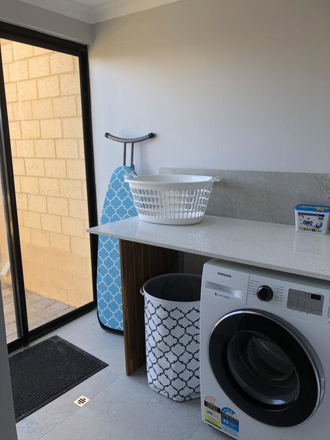 The Shak Kalbarri - Holiday Sunshine Coast 10