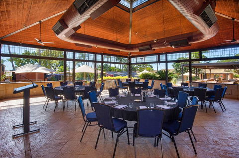 Karratha International Hotel - Sunshine Coast Tourism 16