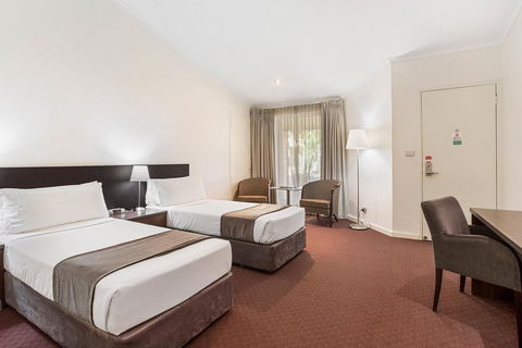 Karratha International Hotel - Sunshine Coast Tourism 7