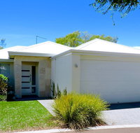 Contemporary Cove - Quindalup - Sunshine Coast Tourism