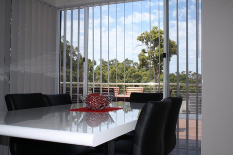 Cape Villas - Sunshine Coast Tourism 24
