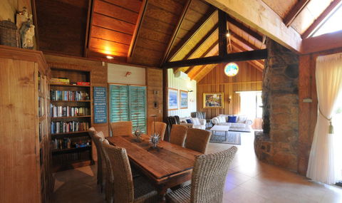 Beach House Dunsborough - Sunshine Coast Tourism 3