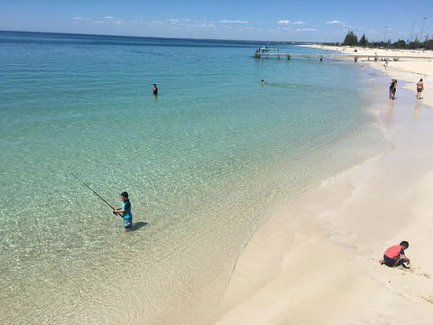 Beach House Dunsborough - Sunshine Coast Tourism 28