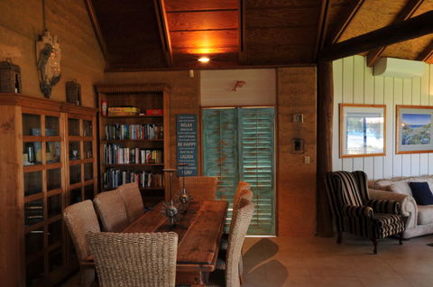 Beach House Dunsborough - Sunshine Coast Tourism 14