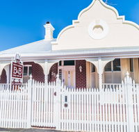 South Beach Bed  Breakfast - Sunshine Coast Tourism