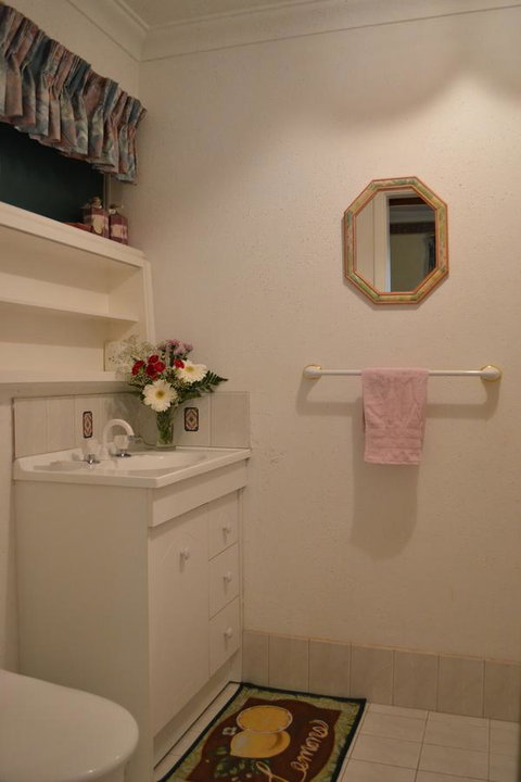 Palms Bed & Breakfast - Sunshine Coast Tourism 18