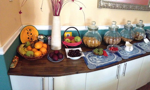 Palms Bed & Breakfast - Sunshine Coast Tourism 11