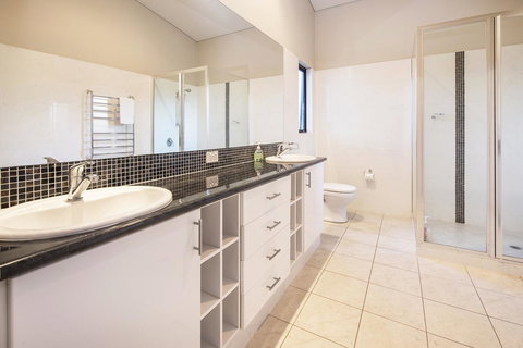 12/26 Yallingup Beach Road - Sunshine Coast Tourism 10