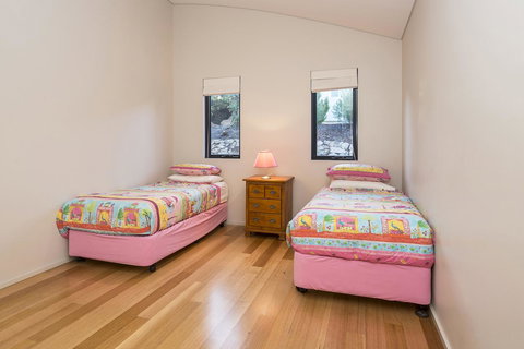 12/26 Yallingup Beach Road - Sunshine Coast Tourism 8