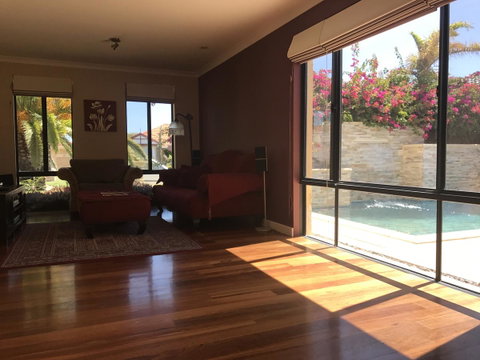 Le Boulevard - Sunshine Coast Tourism 9