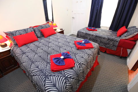Jacaranda Guest House - Holiday Sunshine Coast 19