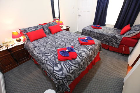 Jacaranda Guest House - Holiday Sunshine Coast 1
