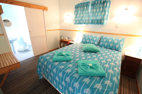 Jacaranda Guest House - Holiday Sunshine Coast 10