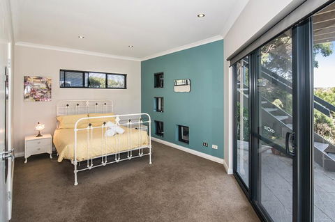 Rockpool - Sunshine Coast Tourism 32