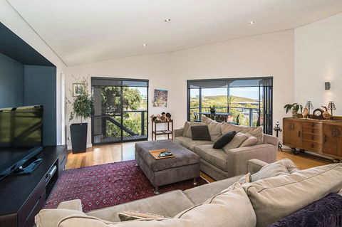 Rockpool - Sunshine Coast Tourism 39