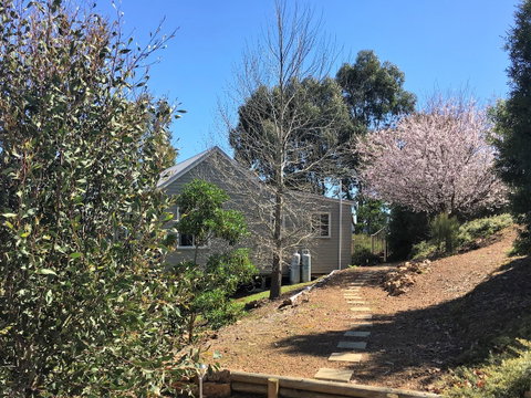 Balingup Highview Chalets - Holiday Sunshine Coast 40