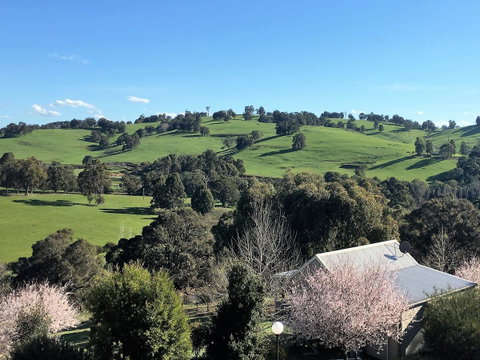 Balingup Highview Chalets - Holiday Sunshine Coast 1