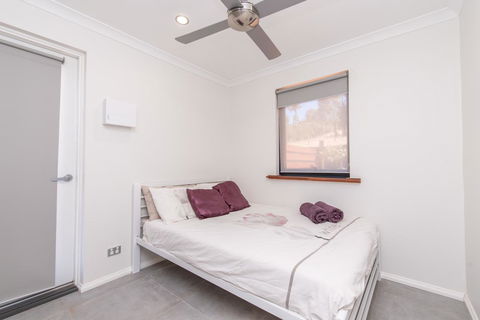 'Bindoon Valley Escape' Cottage - Sunshine Coast Tourism 4