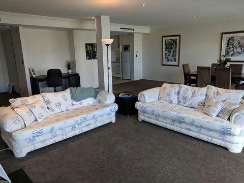 Riverside Retreat - Sunshine Coast Tourism 14