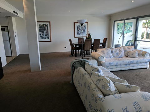 Riverside Retreat - Sunshine Coast Tourism 10