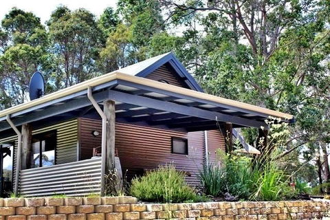 Scotsdale Valley Studios - Sunshine Coast Tourism 4