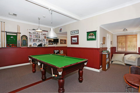 Busselton Guest House - Sunshine Coast Tourism 20